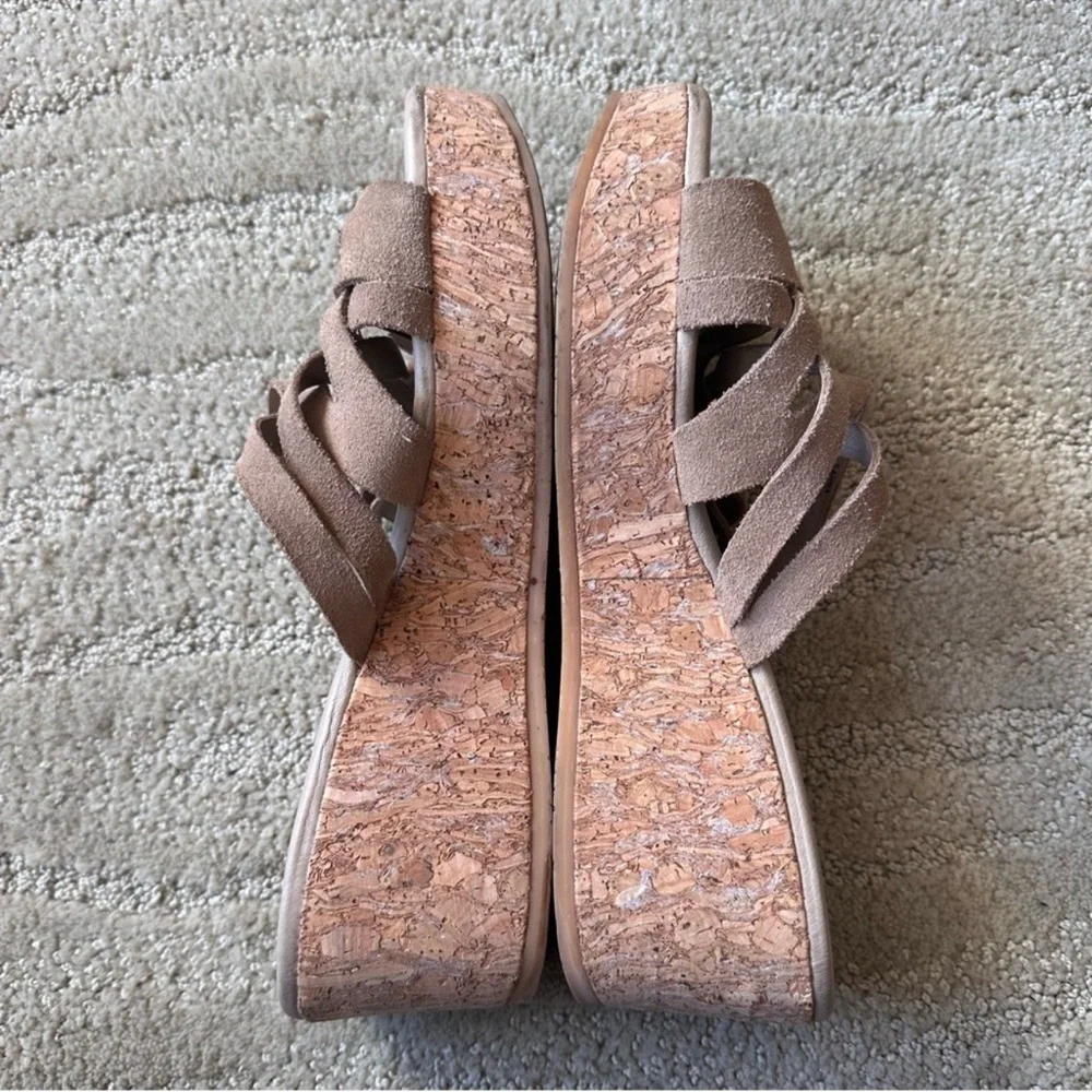 Donald J. Pliner Interwoven Strappy Suede Platform Cork Slip On Sandals Tan Sz 8